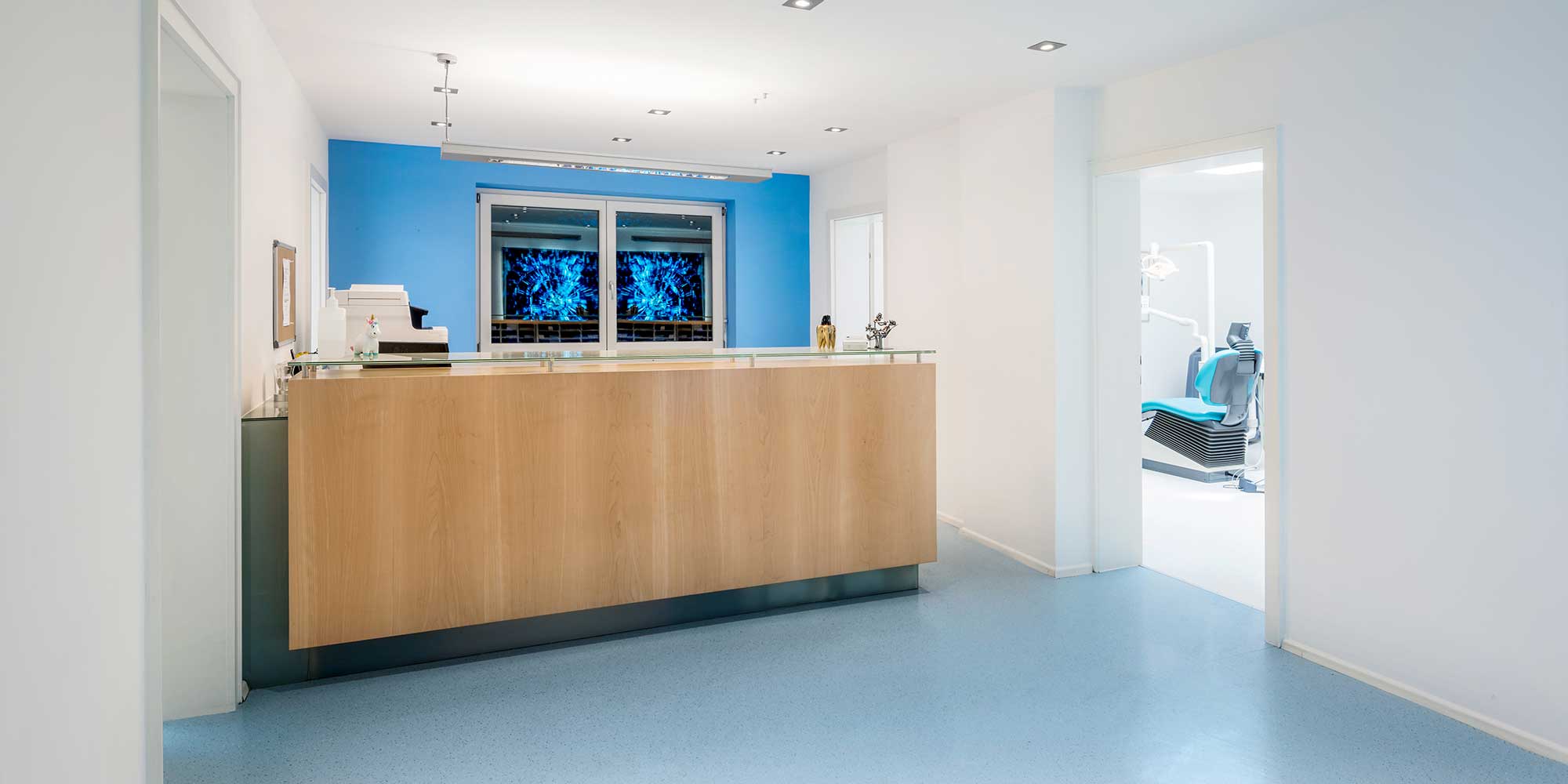 Empfang | DDr. Peter Frischmann, Facharzt für Zahn-, Mund- und Kieferheilkunde, Wörgl/Tirol (Foto © Christoph Ascher)